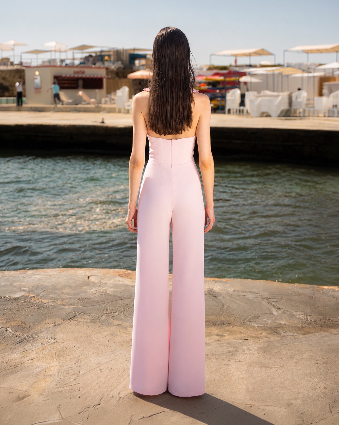 LOOK 17