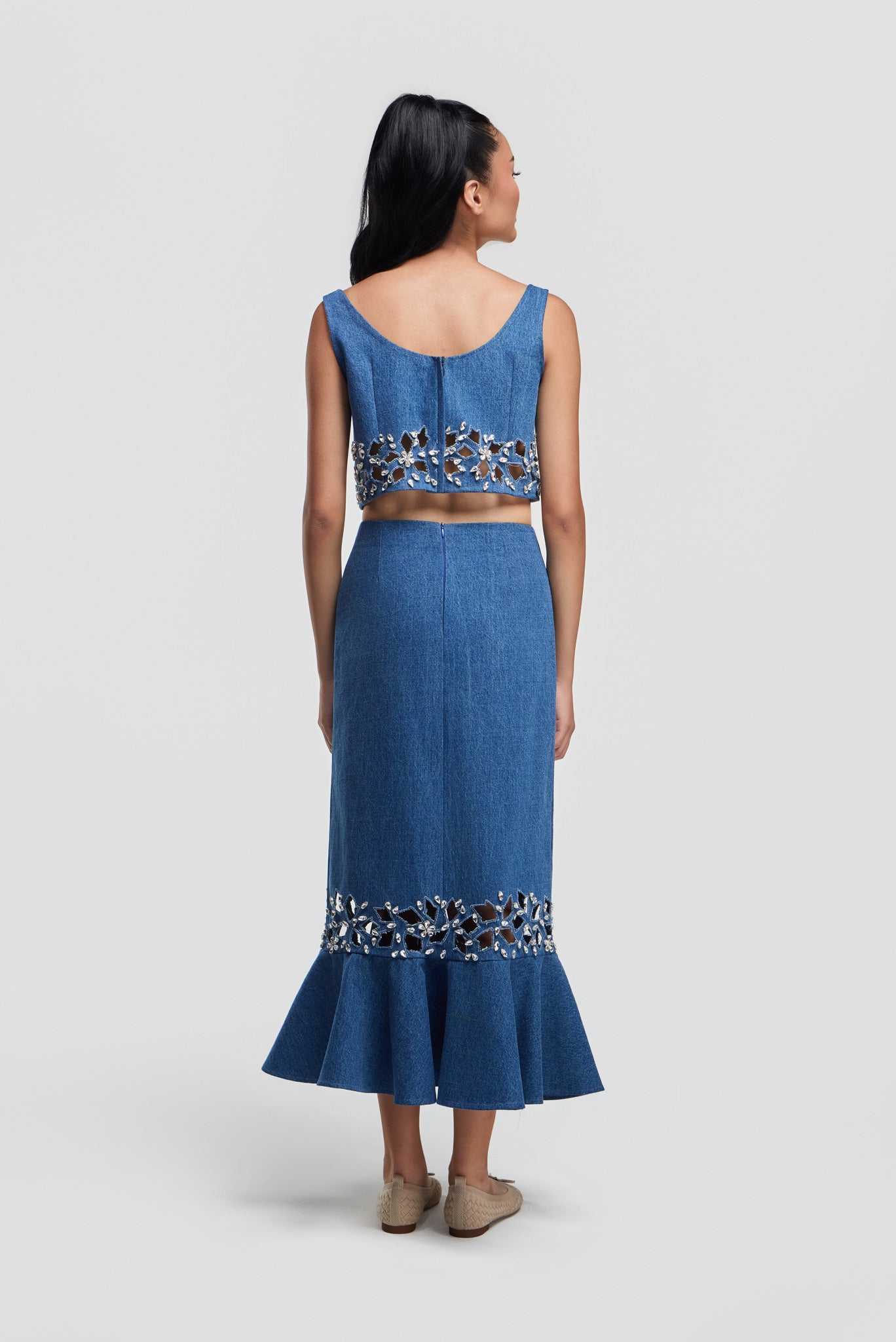 LOOK 13