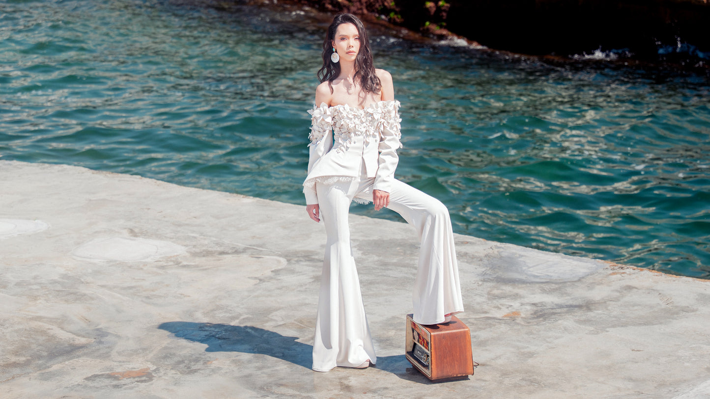 LOOK 13