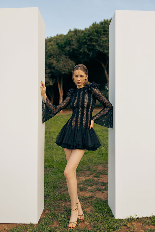 MINI LACE BLACK DRESS