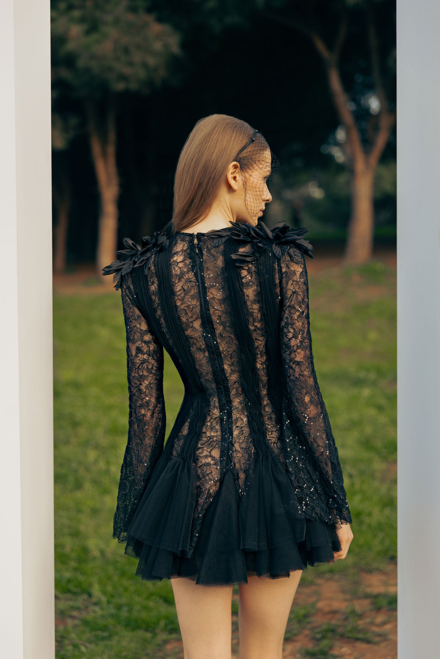 MINI LACE BLACK DRESS