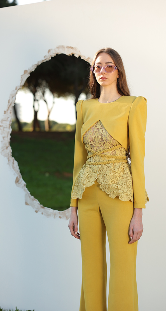 CEYLON YELLOW TOP