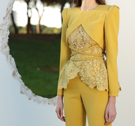 CEYLON YELLOW TOP