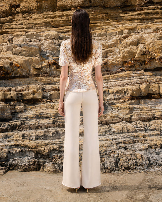 LOOK 08