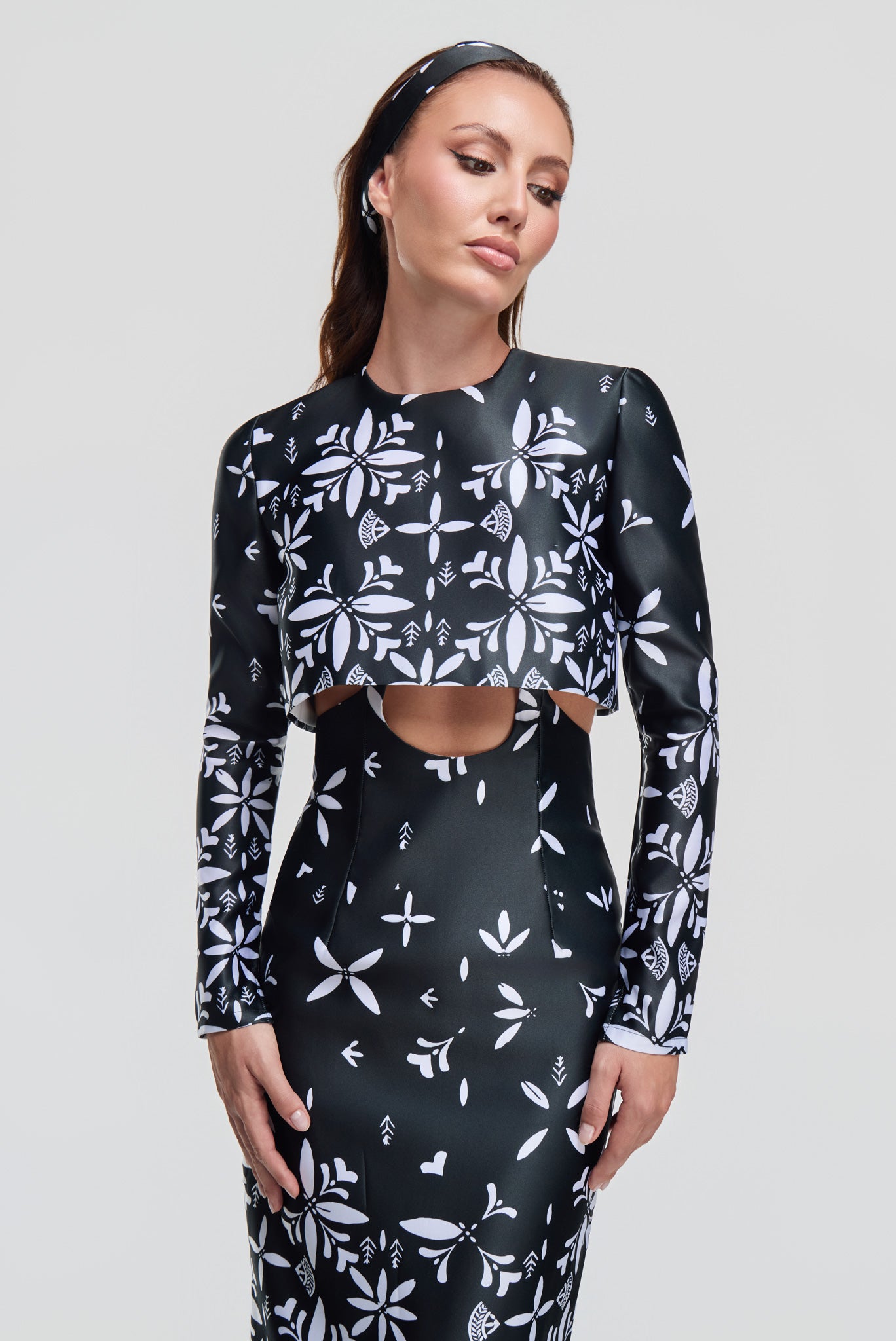 LOOK 03