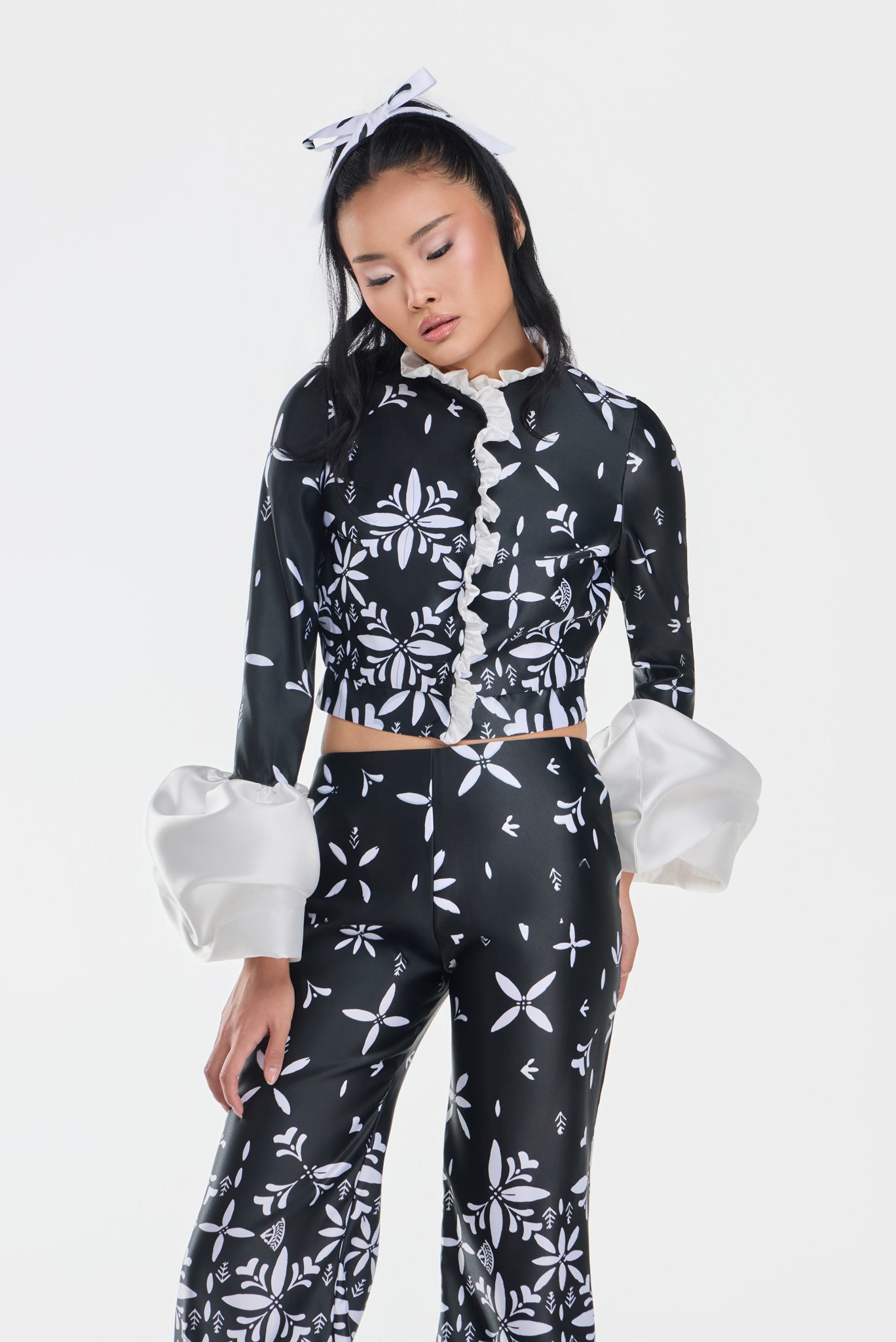 LOOK 05