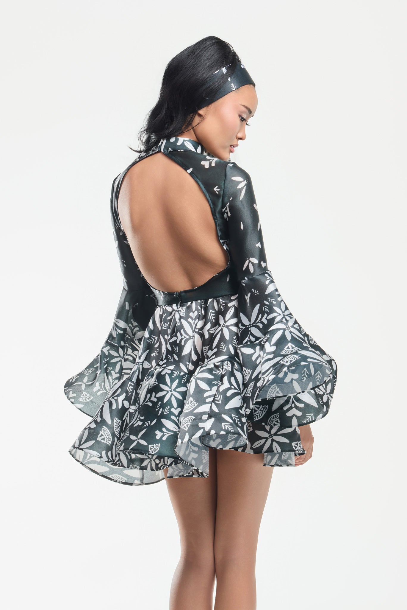 LOOK 08