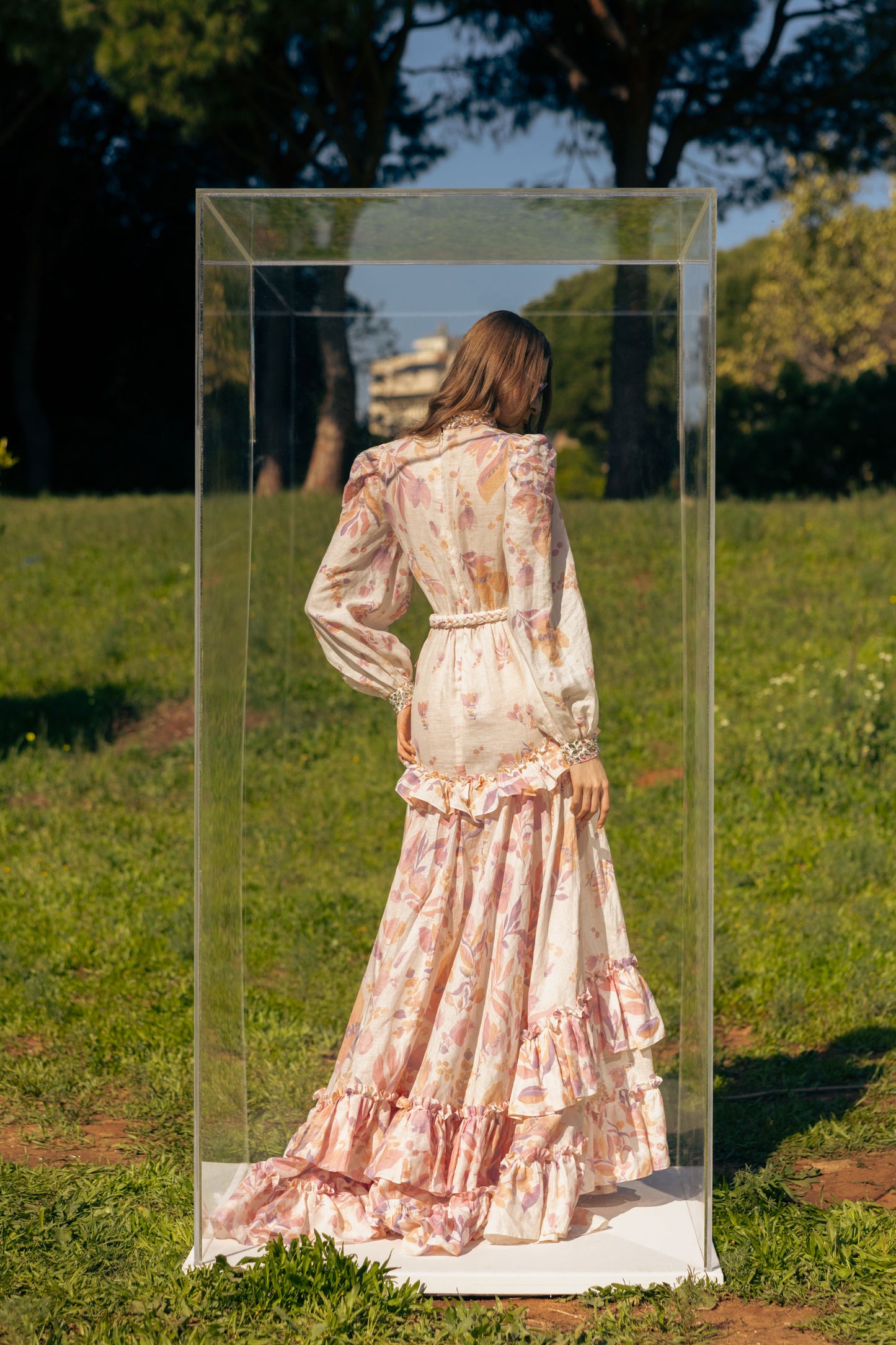 FLOWING FLORAL DRESS
