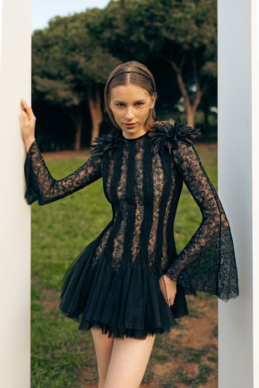MINI LACE BLACK DRESS