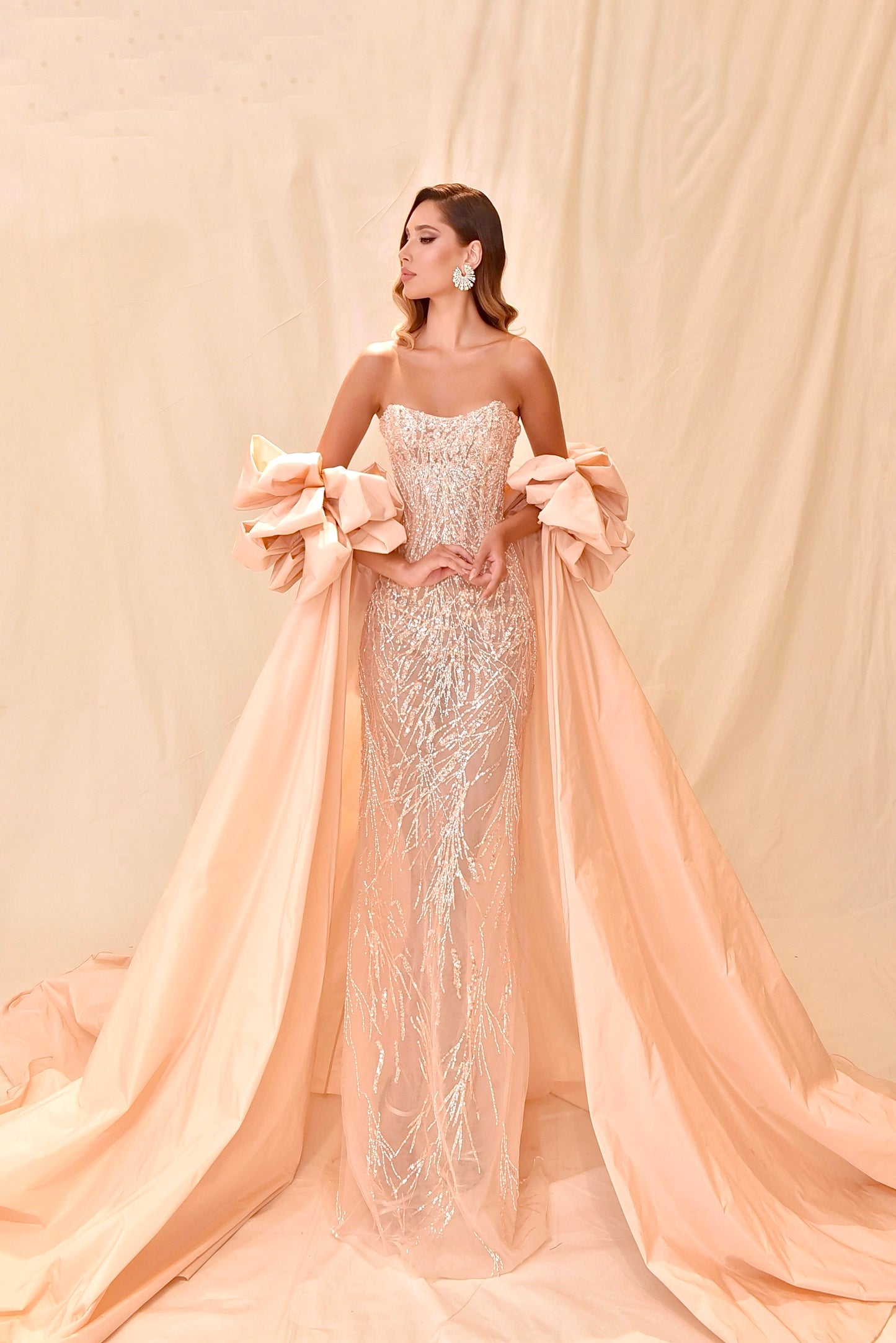 Look 16